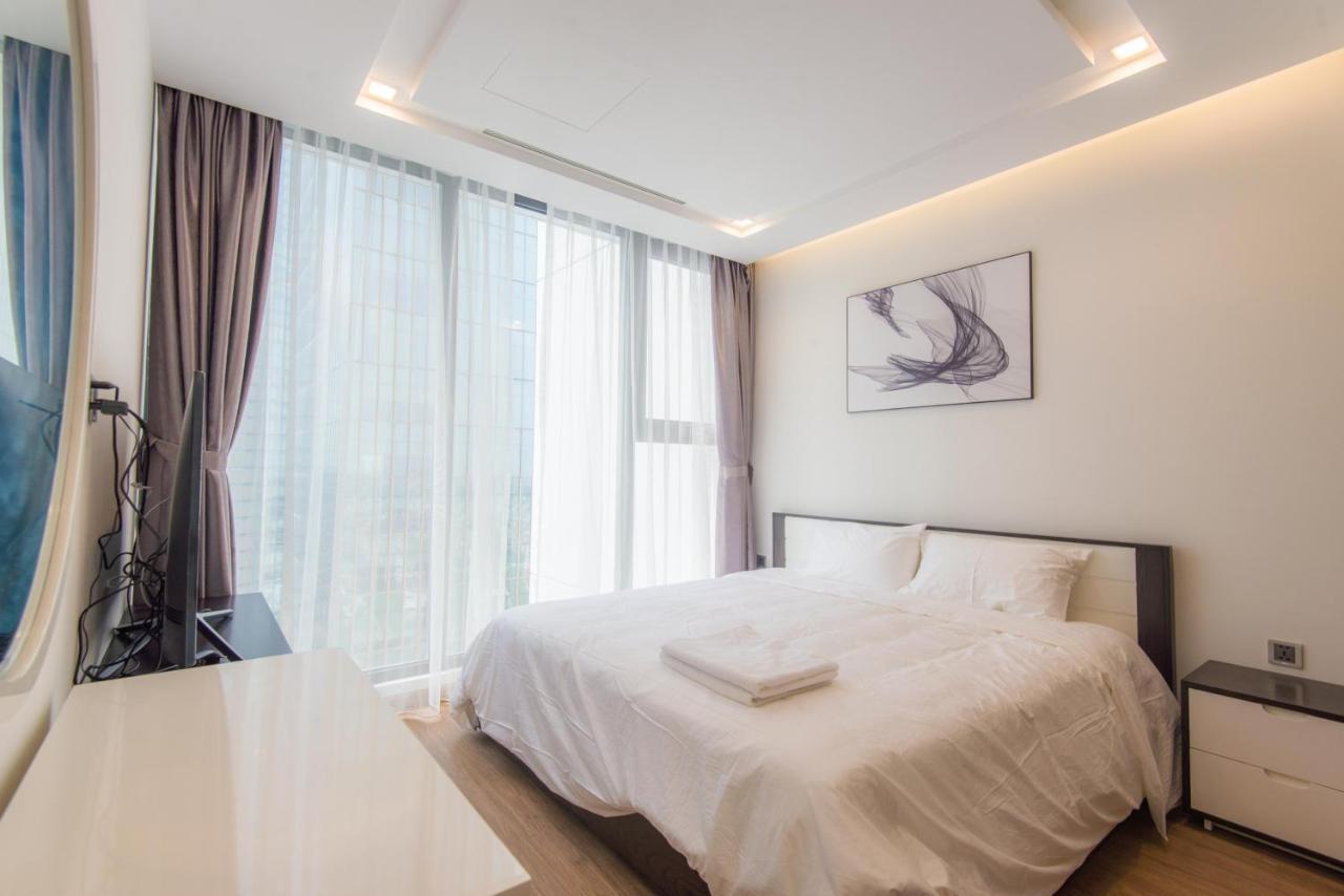 22Housing Vinhomes Metropolis Hotel & Apartment Ханой Екстериор снимка